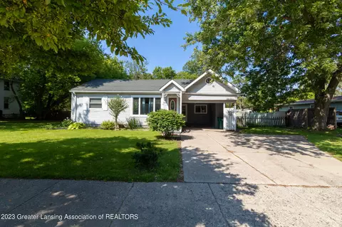 4816 Pleasant Grove Rd, Lansing, MI 48910