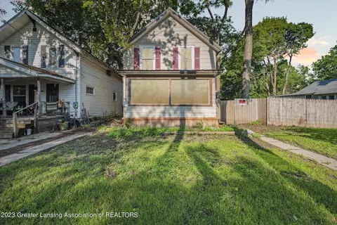 226 S Hayford Ave, Lansing, MI 48912