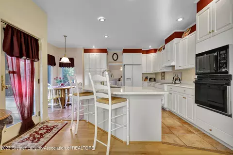 310 W Spring Meadows Ln, Dewitt, MI 48820 photo 15
