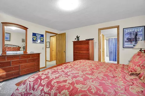 310 W Spring Meadows Ln, Dewitt, MI 48820 photo 24