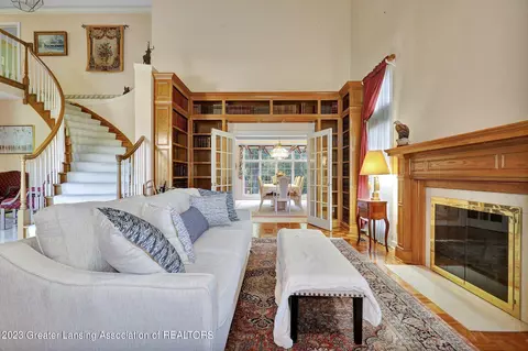 310 W Spring Meadows Ln, Dewitt, MI 48820 photo 6