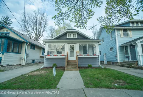 426 N Clemens Ave, Lansing, MI 48912