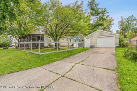 851 E Greenlawn Ave, Lansing, MI 48910 photo 3