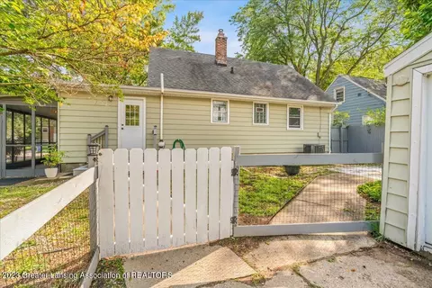 851 E Greenlawn Ave, Lansing, MI 48910 photo 31
