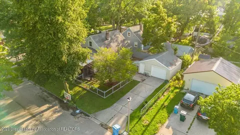 851 E Greenlawn Ave, Lansing, MI 48910 photo 35
