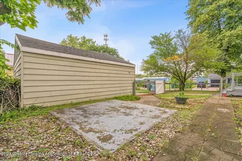 851 E Greenlawn Ave, Lansing, MI 48910 photo 30