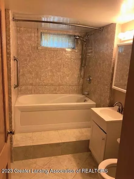 205 E Park St, Saint Johns, MI 48879 photo 47