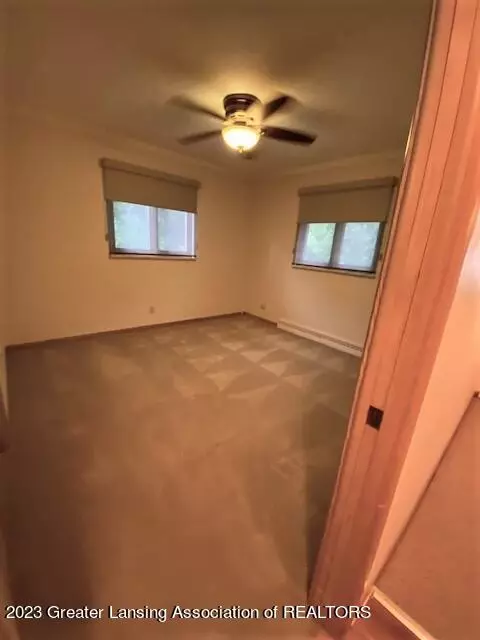 205 E Park St, Saint Johns, MI 48879 photo 37