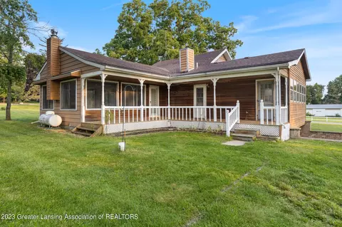 450 Noble Rd, Williamston, MI 48895