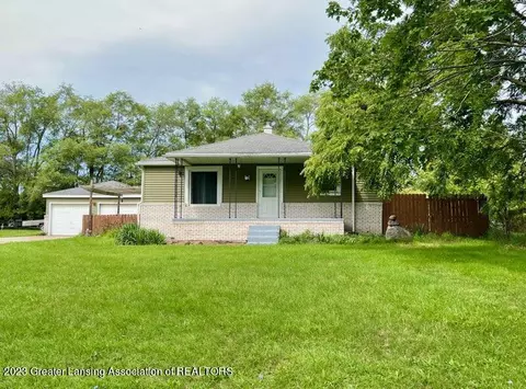4922 Eastlawn Dr, Lansing, MI 48910