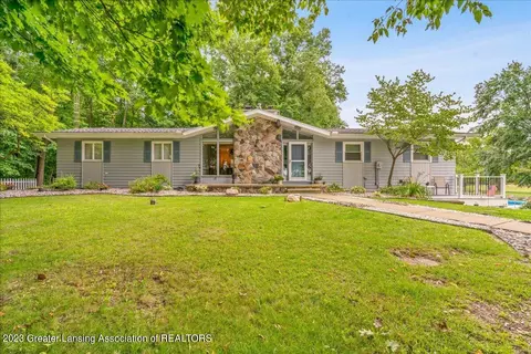 2406 E Herbison Rd, Bath, MI 48808 photo 3