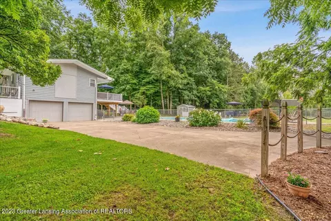 2406 E Herbison Rd, Bath, MI 48808 photo 41