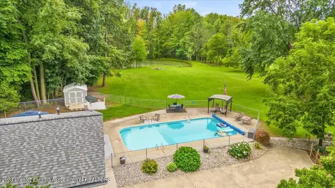 2406 E Herbison Rd, Bath, MI 48808 photo 5