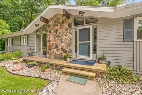 2406 E Herbison Rd, Bath, MI 48808 photo 6