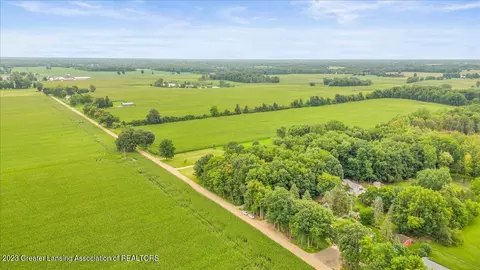 2406 E Herbison Rd, Bath, MI 48808 photo 55