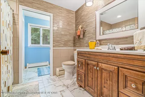 2406 E Herbison Rd, Bath, MI 48808 photo 20