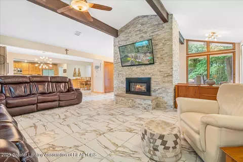 2406 E Herbison Rd, Bath, MI 48808 photo 9