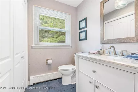 2406 E Herbison Rd, Bath, MI 48808 photo 18