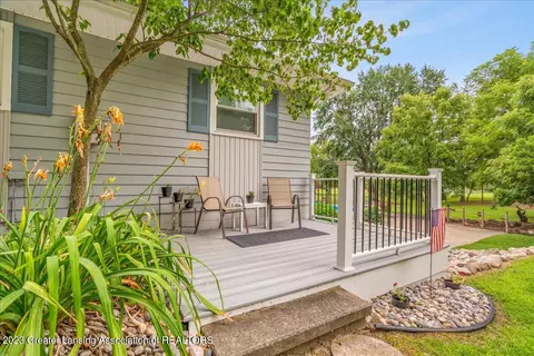 2406 E Herbison Rd, Bath, MI 48808 photo 4