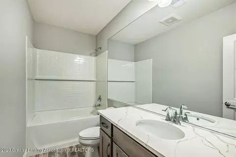 16923 Willowbrook Dr, Haslett, MI 48840 photo 24