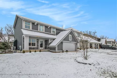 16923 Willowbrook Dr, Haslett, MI 48840