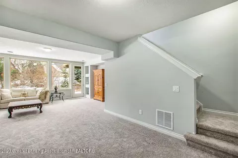 16923 Willowbrook Dr, Haslett, MI 48840 photo 22