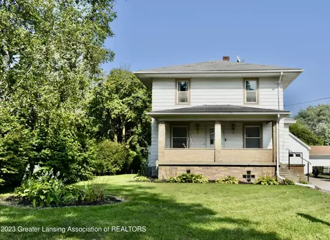 2202 Bertha St, Holt, MI 48842