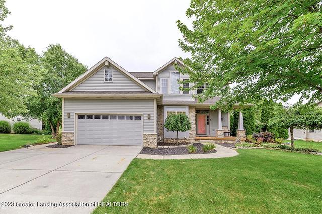 11610 Hibiscus Ln, Grand Ledge, MI 48837