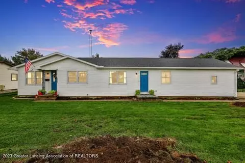 294 Crescent Dr, Portland, MI 48875