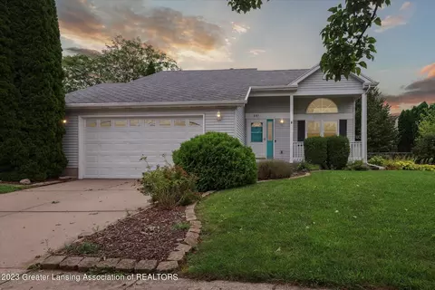 861 Stag Thicket Ln, Mason, MI 48854