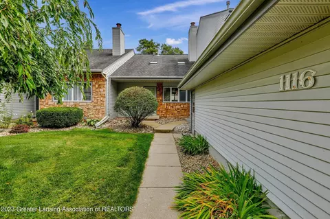1116 Timbercreek Dr #33, Grand Ledge, MI 48837