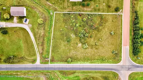 7975 W Price Rd, Saint Johns, MI 48879