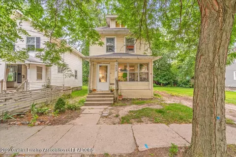 523 Clifford St, Lansing, MI 48912