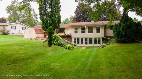 11476 W River Dr, Dewitt, MI 48820 photo 8