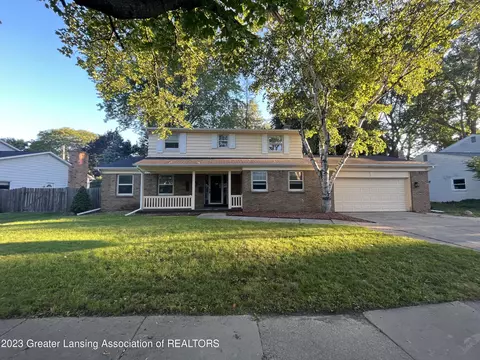 2217 Montego Dr, Lansing, MI 48912