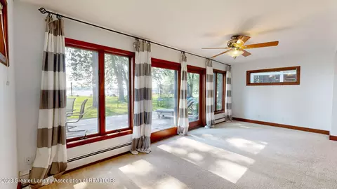 6211 E Lake Dr, Haslett, MI 48840 photo 25