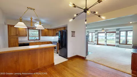 6211 E Lake Dr, Haslett, MI 48840 photo 15