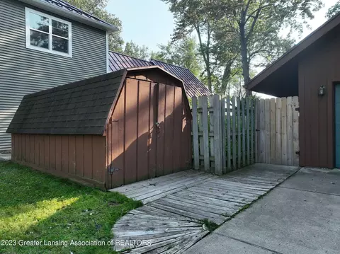 6211 E Lake Dr, Haslett, MI 48840 photo 64