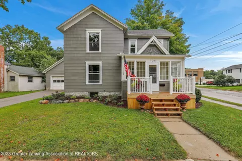 135 W South St, Williamston, MI 48895
