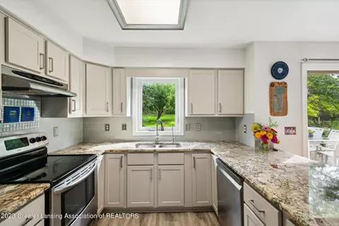 3446 Lehman Rd, Dewitt, MI 48820 photo 15