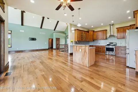 8810 E David Hwy, Lyons, MI 48851 photo 5