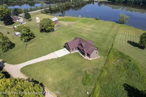 8810 E David Hwy, Lyons, MI 48851 photo 32