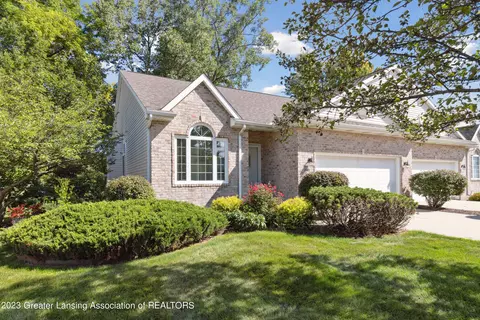2968 Marfitt Rd, East Lansing, MI 48823