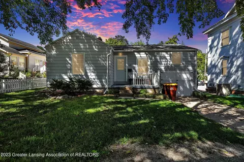 614 W Grand River Ave, Williamston, MI 48895