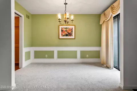 828 Montevideo Dr #E, Lansing, MI 48917 photo 10