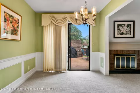828 Montevideo Dr #E, Lansing, MI 48917 photo 9