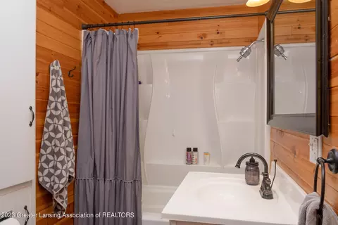 709 W Dewey Rd, Owosso, MI 48867 photo 14
