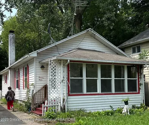1412 Pontiac St, Lansing, MI 48910