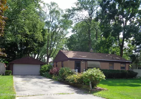 5636 Monterey Ave, Haslett, MI 48840
