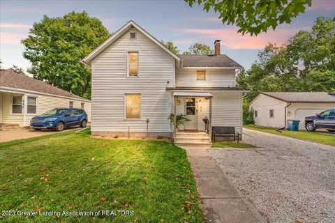 728 N Sheldon St, Charlotte, MI 48813